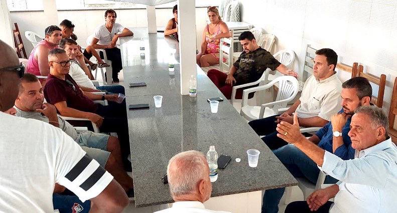 torinomarques's tweet photo. Na parte da tarde, estive reunido ao lado do pré-candidato a governador Carlos Manato e do pré-candidato a deputado estadual Yuri Marques, com amigos e lideranças de Marataízes.

#TorinoMarquesDeputadoEstadual
#TrabalhoParlamentar #Marataizes #EspiritoSanto https://t.co/3TbNyzjKk0