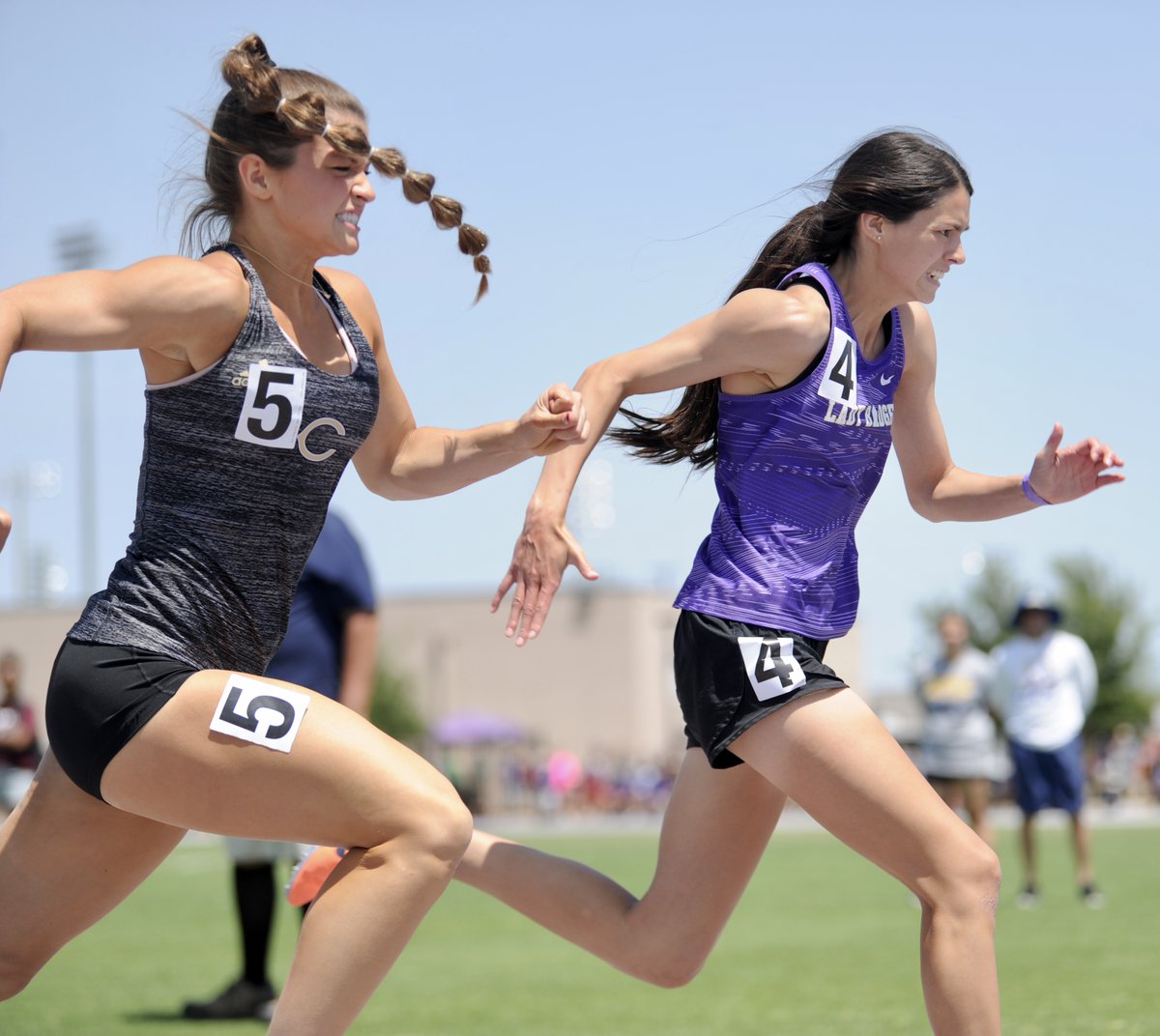 CarsonDField's tweet photo. Region I-3A track storylines:

- Merkel's @AlyssaOMalley1 wins four golds; staves off Phillips PR in 100H.
- Breckenridge boys second overall; @QBChaseLehr1  golden in 800.
- Merkel's Burns golden in 300H.
- Comanche's Morales medals twice.

Full story: https://t.co/AuqMDXYKET https://t.co/vR1QYkj0r1