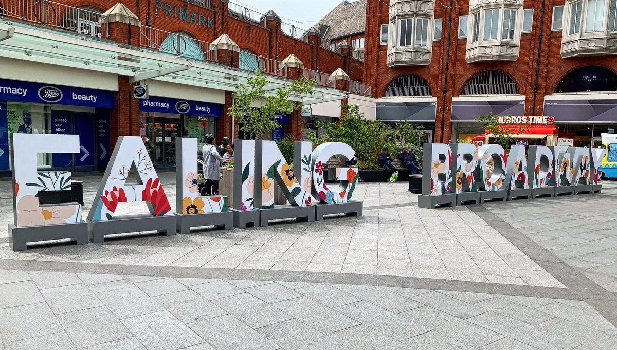 Sinton Andrews tweet media