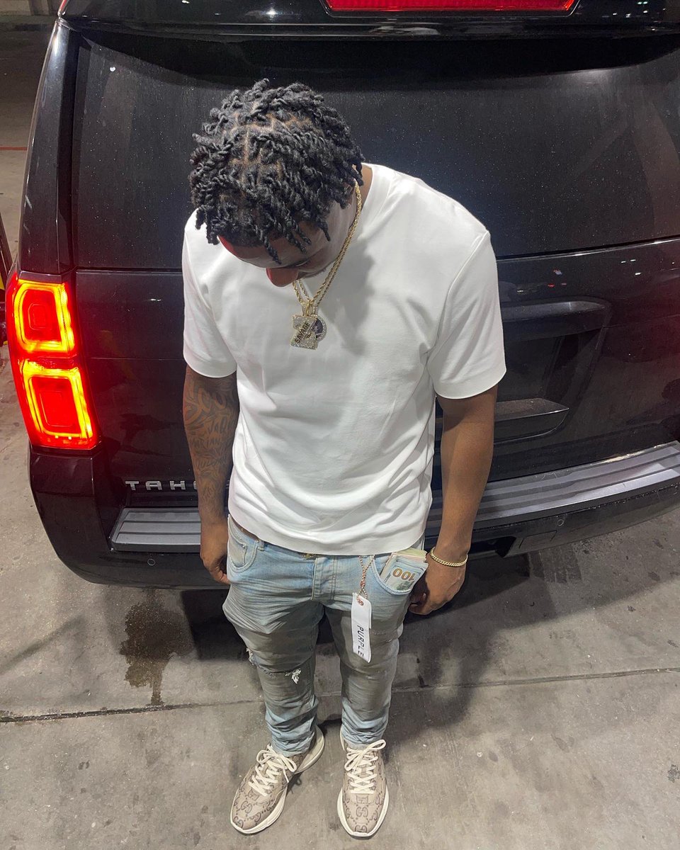 ZacSavage2L's tweet photo. 💫💫 https://t.co/CigLtTuHHt