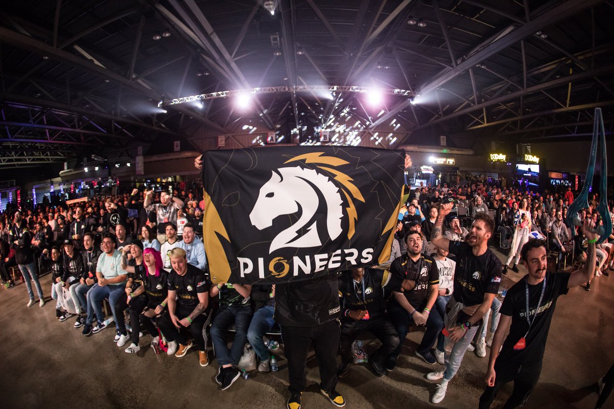 HCS's tweet image. Day 2 of #HCSKansasCity2022 is done and dusted. We'll see you tomorrow at 12pm CT, as the remaining teams fight it out for all the glory!

📺 Twitch.tv/Halo