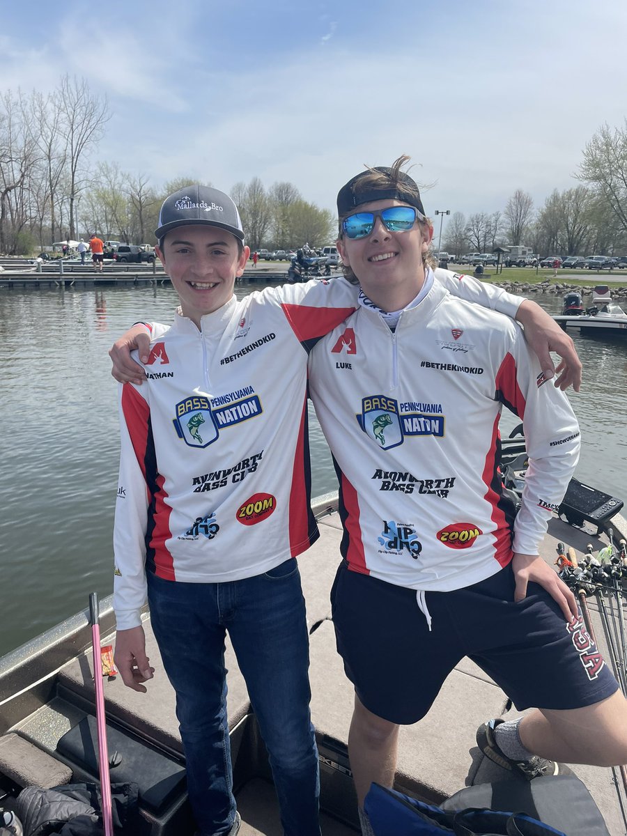 pcoffin10's tweet photo. Pa Bass Nation High School Championship!! Mosquito Lake!! Avonworth Bass Club in 4th place after day 1!! Gonna be a wet one tomorrow!! #Need5 #WeWantTheNatty https://t.co/ewOlb2xYGk