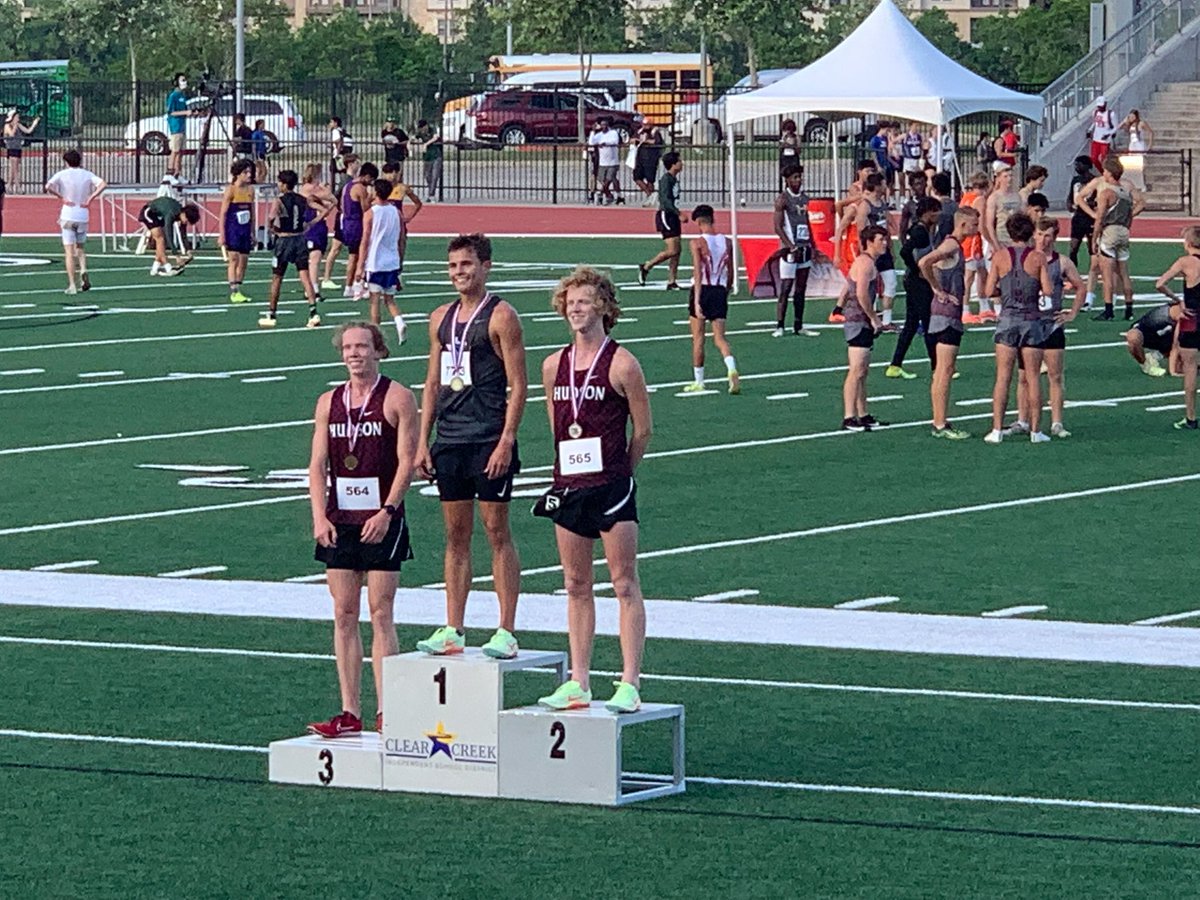 HudsonCCBooster's tweet photo. Congratulation to Sophomore Connor Graves, Regional Runner Up and 1600 M STATE QUALIFIER! 
Austin Ponder also ran a great race and finished third! https://t.co/JmJ2T2zTFu