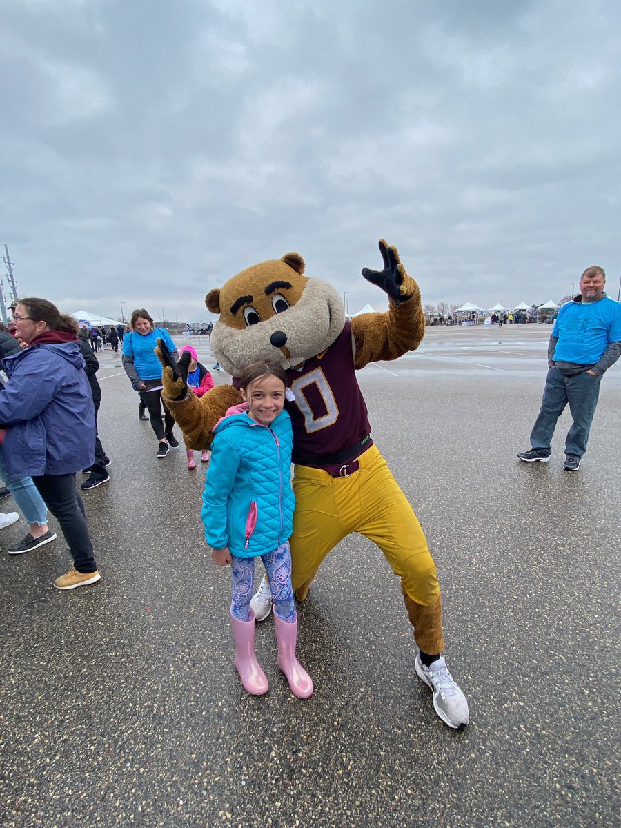 CoachDombrovski's tweet photo. Wet but fun morning at the #JDRF walk to #TurnType1IntoTypeNone thanks to everyone who donated and support those living with this unfair disease! https://t.co/9sGnIKfXN9