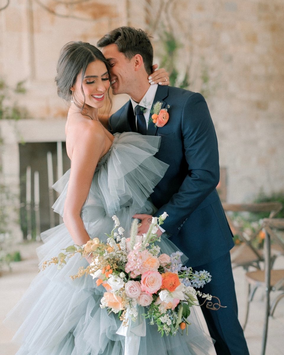 ashergardner's tweet photo. “To be yourself in a world that is constantly trying to make you something else is the greatest accomplishment.” ―Ralph Waldo Emerson

Concept &amp; Planning: @heatherbengeofficial​​​​​​​​
Venue: @sunstonewinery​​​​​​​​
Hair &amp; Makeup: @sunkisseda https://t.co/MgW7Fio5av