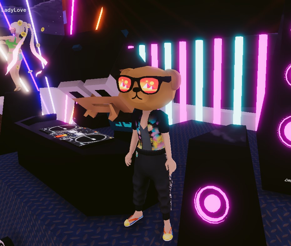 JRecNFT's tweet photo. @Apes3D The @Apes3D grand opening is amazing. Brings back the pure fun of @decentraland . Thanks @MrDhingia and everyone involved. #apes3d #Decentraland #mrdhingia
0x128E541893B7a6a166c07cf50Ec764F4079d344e https://t.co/mKwnaLKYu4