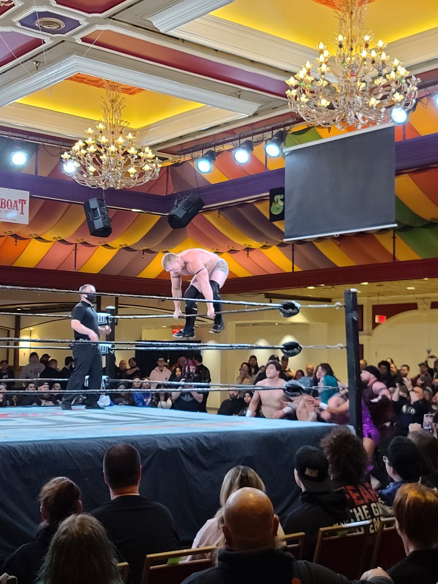 meyeky24's tweet image. SHANE FUCKIN MERCER! #GCWDEEP #IronDemon