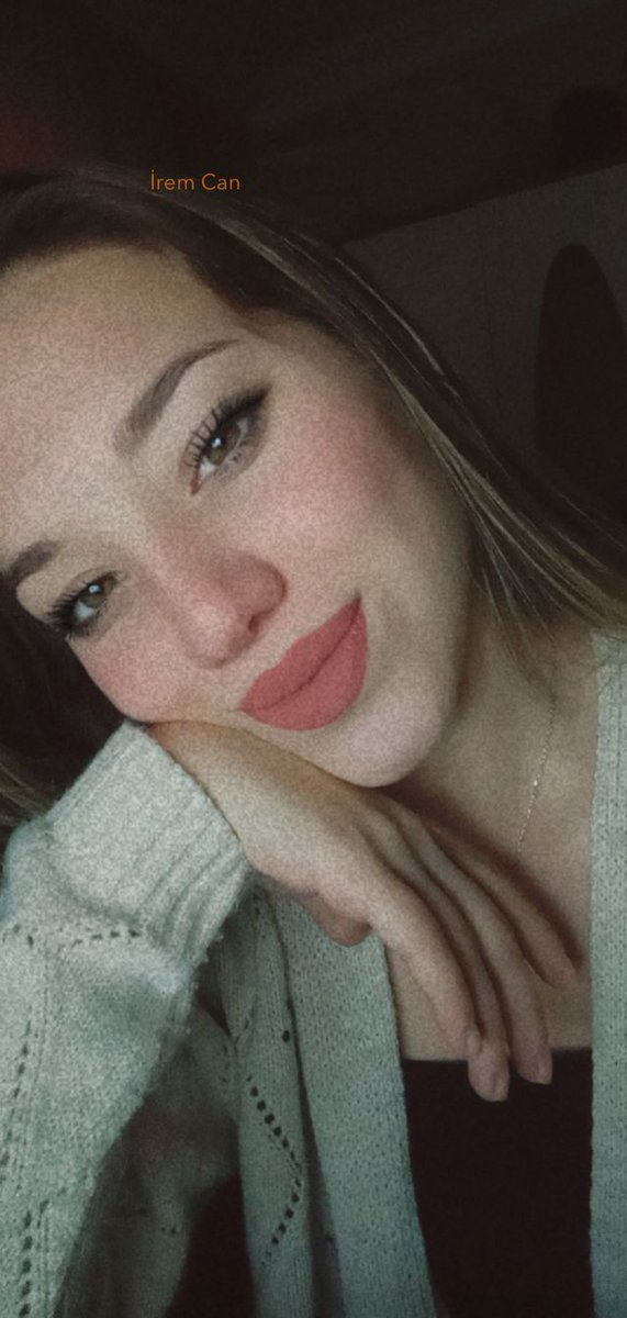 Gözlerden anlamayana yürekden alt yazı geçemem🐣🥀