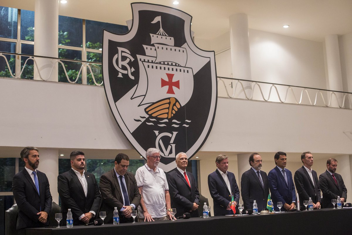 newscolina's tweet photo. INCLUSÃO DA SAF NO ESTATUTO DO VASCO: APROVADA ✓

APURAÇÃO DA VOTAÇÃO 🗳️

SIM: 3.260
NÃO: 925
ABSTENÇÕES: 25 

(📷: Daniel Ramalho/Vasco da Gama) https://t.co/foPqJVGFZD