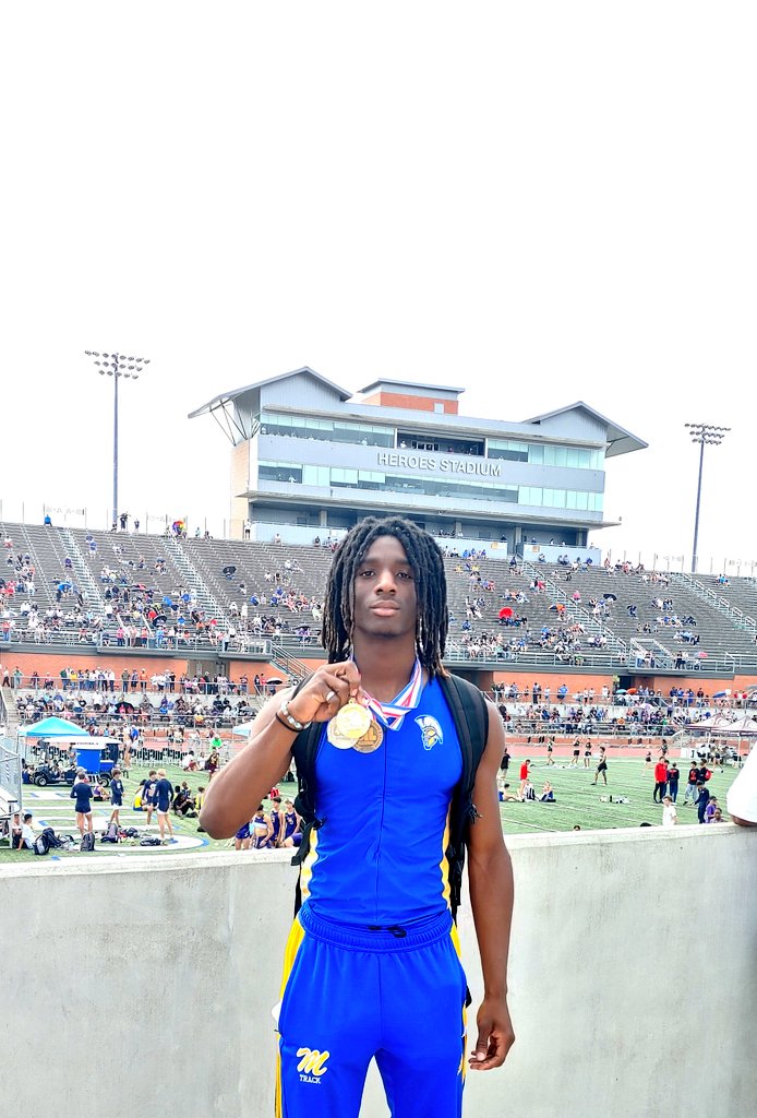 CC Moody Boys Track tweet media