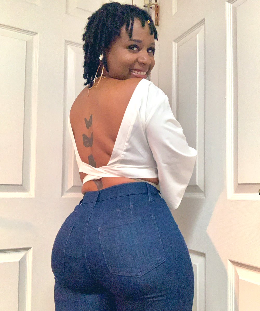 LoveJones0702 tweet media