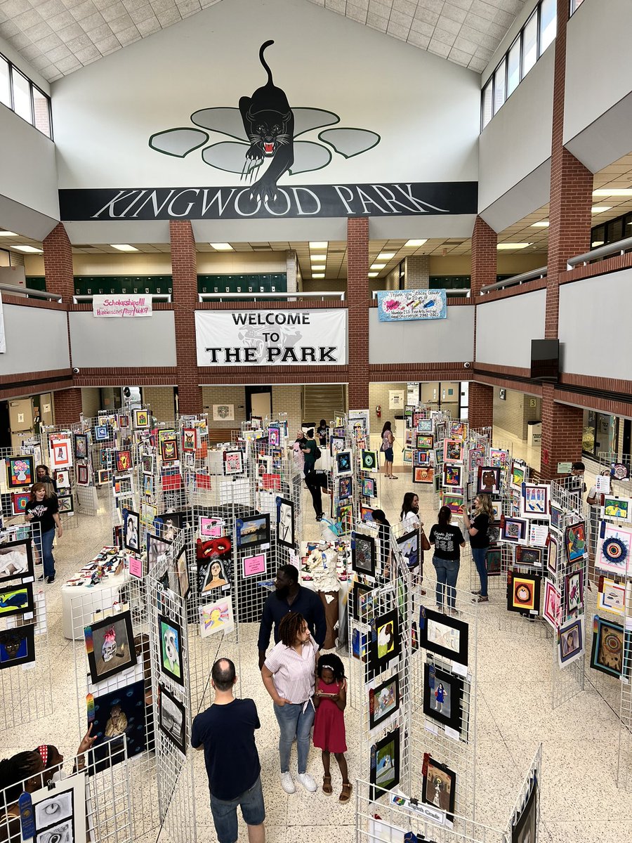FE_ArtClass's tweet photo. 20 years ago Stacey Gower, Visual Arts Coordinator for Humble I.S.D. had the vision and leadership to begin our annual fine arts festival. What started out as a small festival has grown to a huge event that thousands attend each year. @VisualArtHumble @HumbleISD_FE #artmatters https://t.co/7FwlSnYyCf