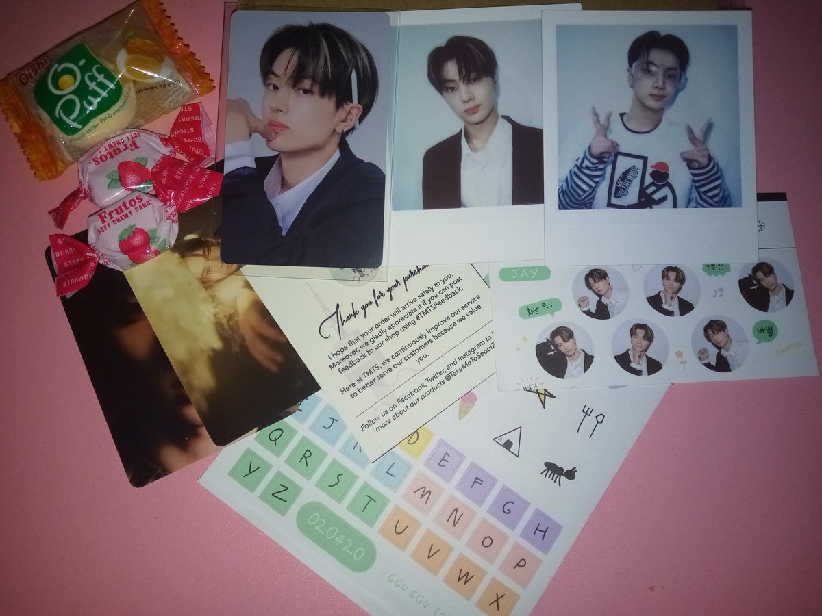 dnluxscart_'s tweet photo. #dnluxscrtmails ~
TYSM!! @TakeMeToSeoul23
jay ggu ggu mem set arrived na po!
thank you sa freebies and safe packaging :))
thank you kua zes!
#TMTSfeedback https://t.co/9eUSCqyrNS