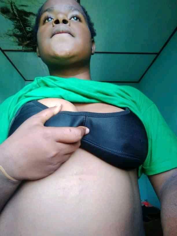 ViralTimika2's tweet photo. Beha saja dulu kuligay de foto ada banyak nih yg mau dm kemari https://t.co/XXMP9QQp3J