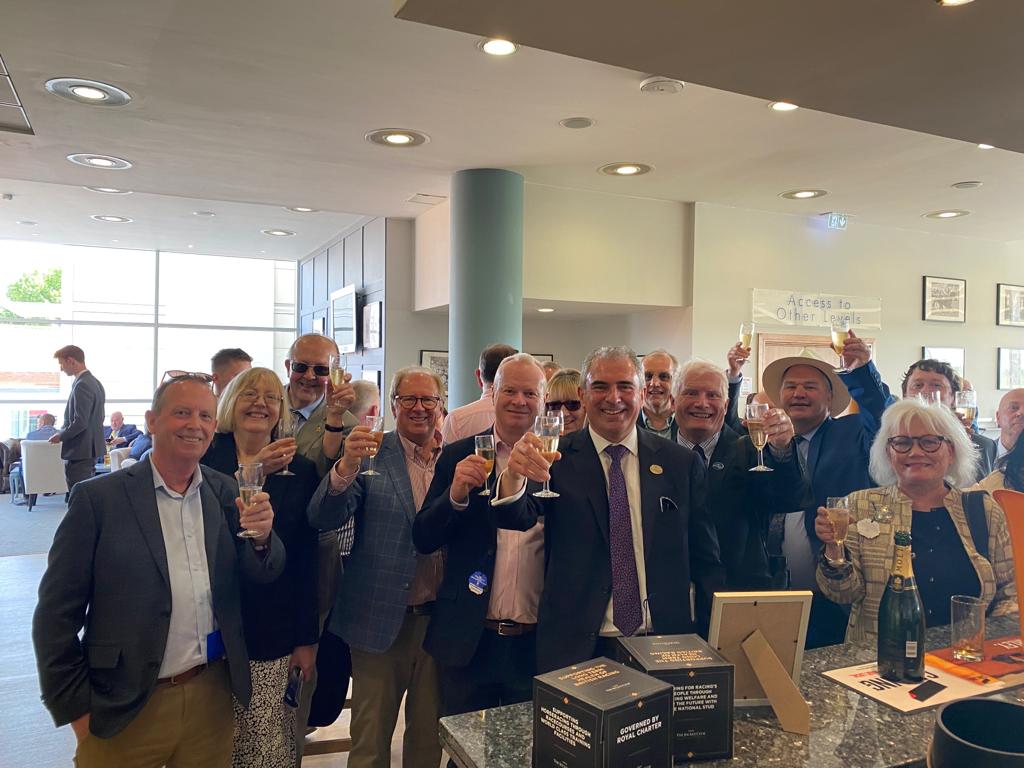 Fantastic day at Newmarket yesterday to see Tenaya Canyon go so close in the Listed Kilvington Stakes.
Some good days ahead hopefully.