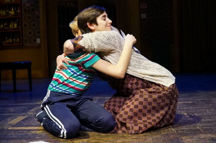 BILLY ELLIOT El Musical (@billyelliot_es) on Twitter photo ¡Feliz Día de la Madre! ¿Ha sido BILLY ELLIOT tu regalo escogido para este día tan especial? Sin duda, conquistará tu corazón ❤ billyelliot.es/entradas cc/ <a href="/teatrevictoria/">Teatre Victòria</a> ¡Feliz Día de la Madre! ¿Ha sido BILLY ELLIOT tu regalo escogido para este día tan especial? Sin duda, conquistará tu corazón ❤ billyelliot.es/entradas cc/ <a href="/teatrevictoria/">Teatre Victòria</a>