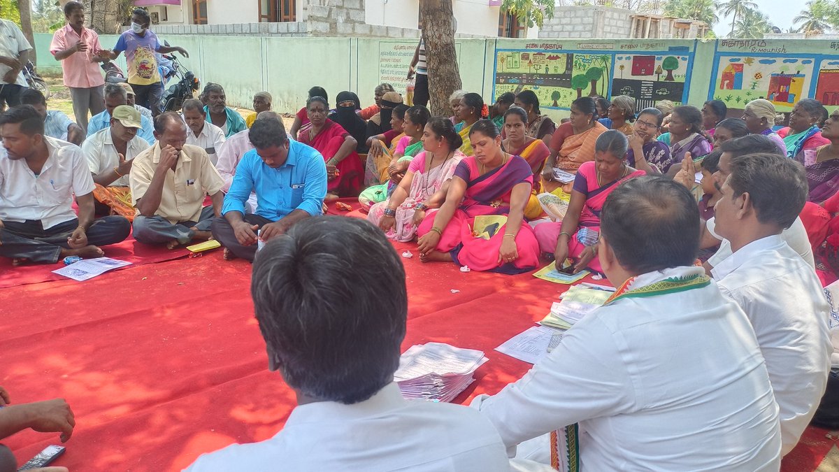 ZuZupeeee's tweet photo. Under instructions from @INCTamilNadu President ,Our beloved @TNCCMinority  Chairman J Aslam basha took part  in #panchayat #Gramsabha Meeting held at #Gumidikaan  along with @INCVaniyambadi town chairman #Kavirasan and Kandili Block Minority Chairman #Mathin  ji 
@ShayarImran https://t.co/6ZYr2A0DjQ