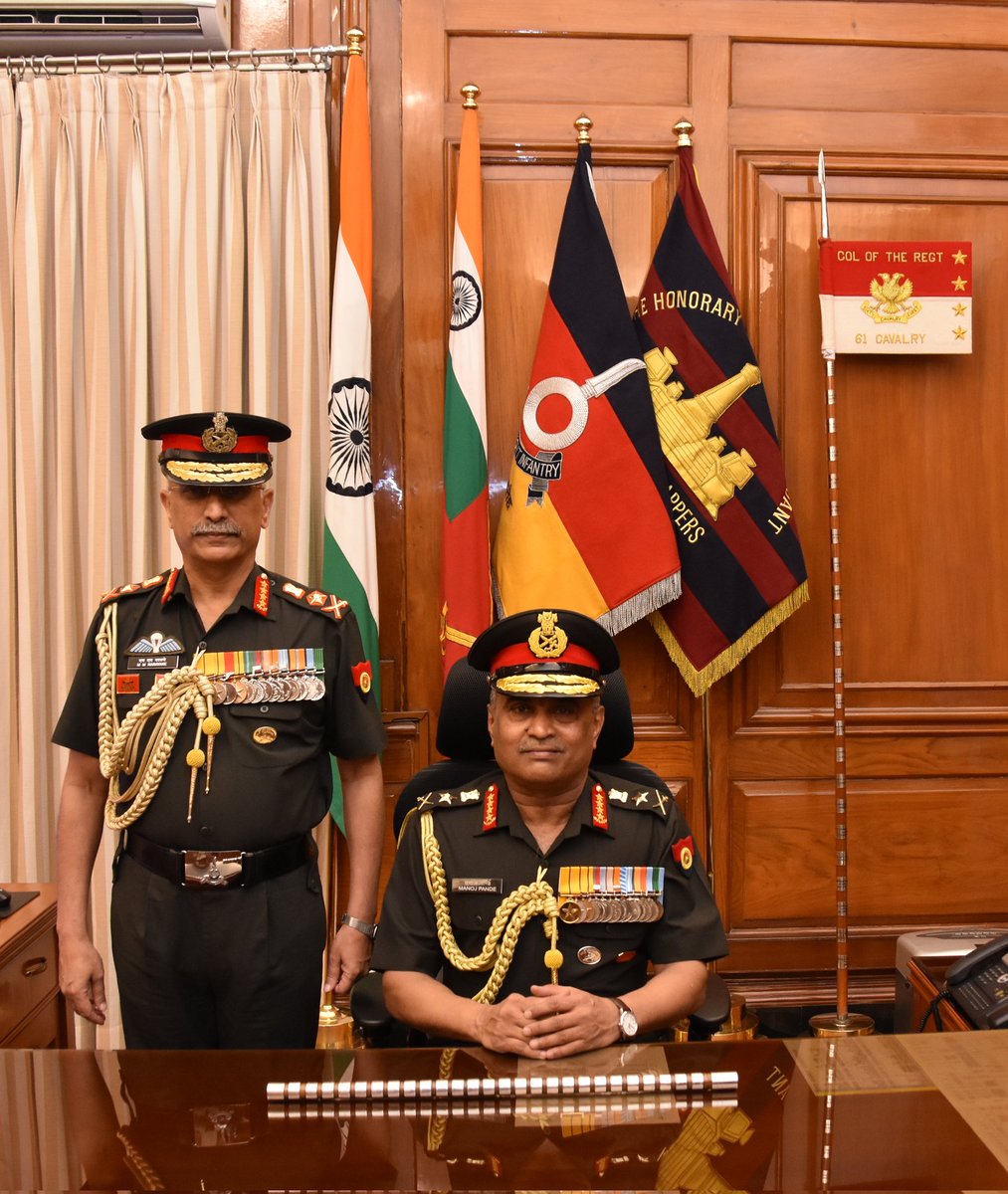 ravi3383's tweet photo. General Manoj Pande, PVSM, ASVM, VSM, ADC takes over as 29th #COAS of #IndianArmy from General MM Karvane. Col Rajinder Singh, CO, 84 UK Bn NCC, Roorkee &amp; all ranks congratulate #COAS on assuming office. 
@BhoomiYouth 
@HQ_DG_NCC 
@drajaykumar_ias https://t.co/0ZSdQweYPM