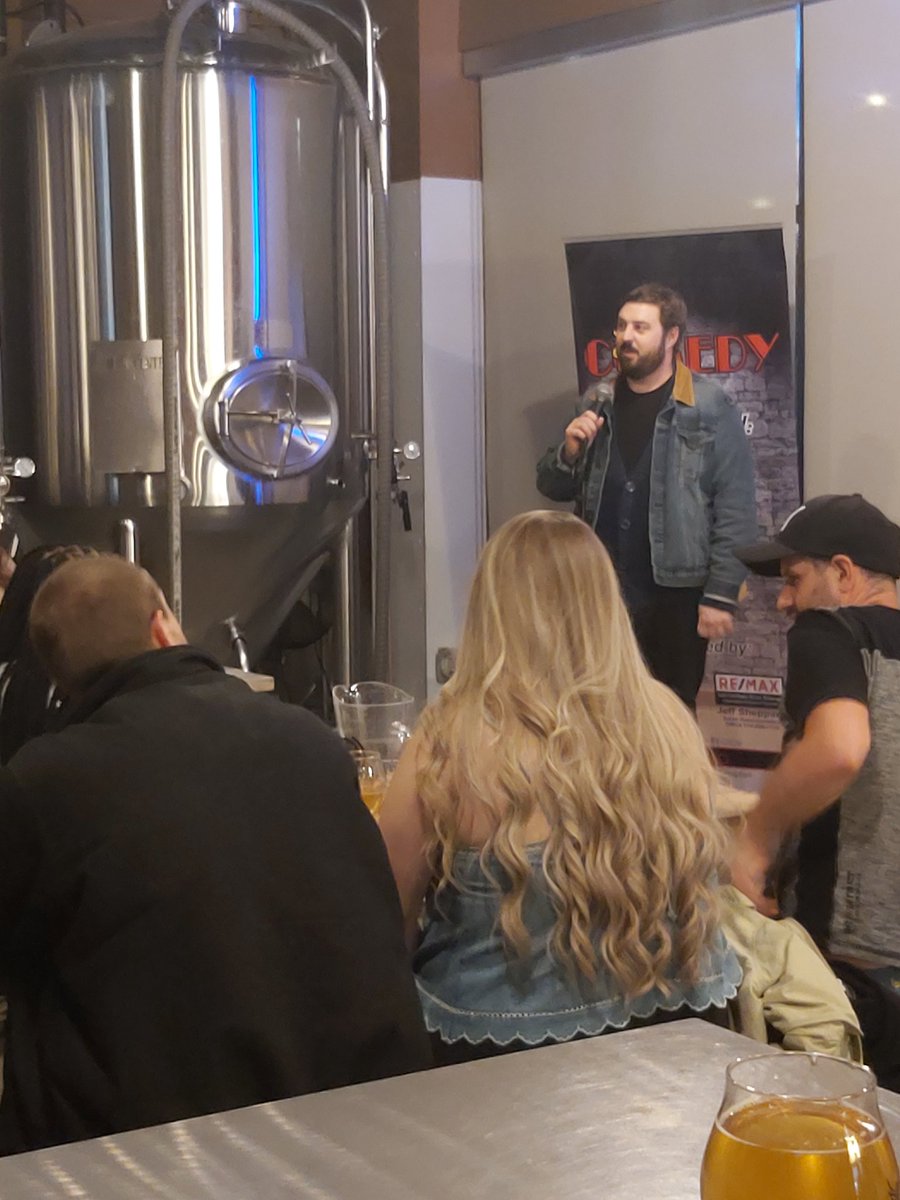 blblcomedy's tweet image. Thank you @Innocente_Brew! Such a great show