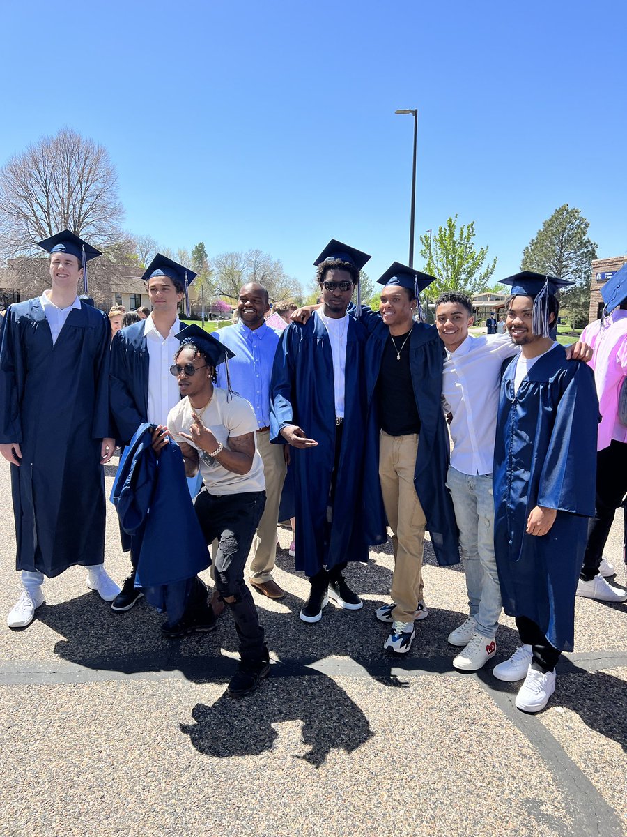 OteroBasketball's tweet photo. Today was a great day to be a Rattler. Two of our Sophomores signed to continue their careers Tommy Kamarad  @TKamarad (Arkansas Tech) and Rodney Mason II @_fastlifebz (New Mexico Highlands) on top of 12 Sophomores Graduating. 

#JYD #TheProgram https://t.co/3zfPDFpUGY