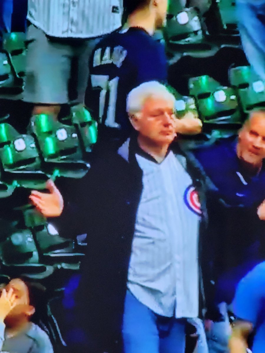 RichardRadke24's tweet photo. @JimDeshaies @BoogSciambi
@PatrickWisdom5
This is my cousin  Tom MacMillan and Patrick Wisdom's cousin as well. The guy you were talking about presenting the guy who had caught the foul ball next to him towards the end of the game tonight. https://t.co/7sWnMA2OLC