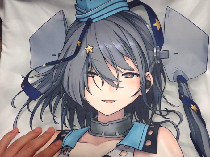 あまむらさんトコの富士浅間堂で描いたスキャンプくん抱き枕カバーが届きました!僕の解釈の正確性はともかく細部もしっかり印刷されていいかんじです 