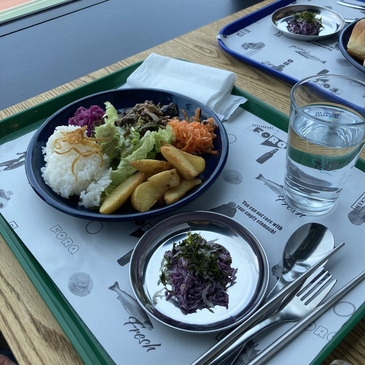 harusaki0007's tweet photo. 競輪場らんち
カレーがめっちゃスパイシー
頭皮から汗が汗が
#玉野競輪場
#FORQ https://t.co/jc04O0ZiW2