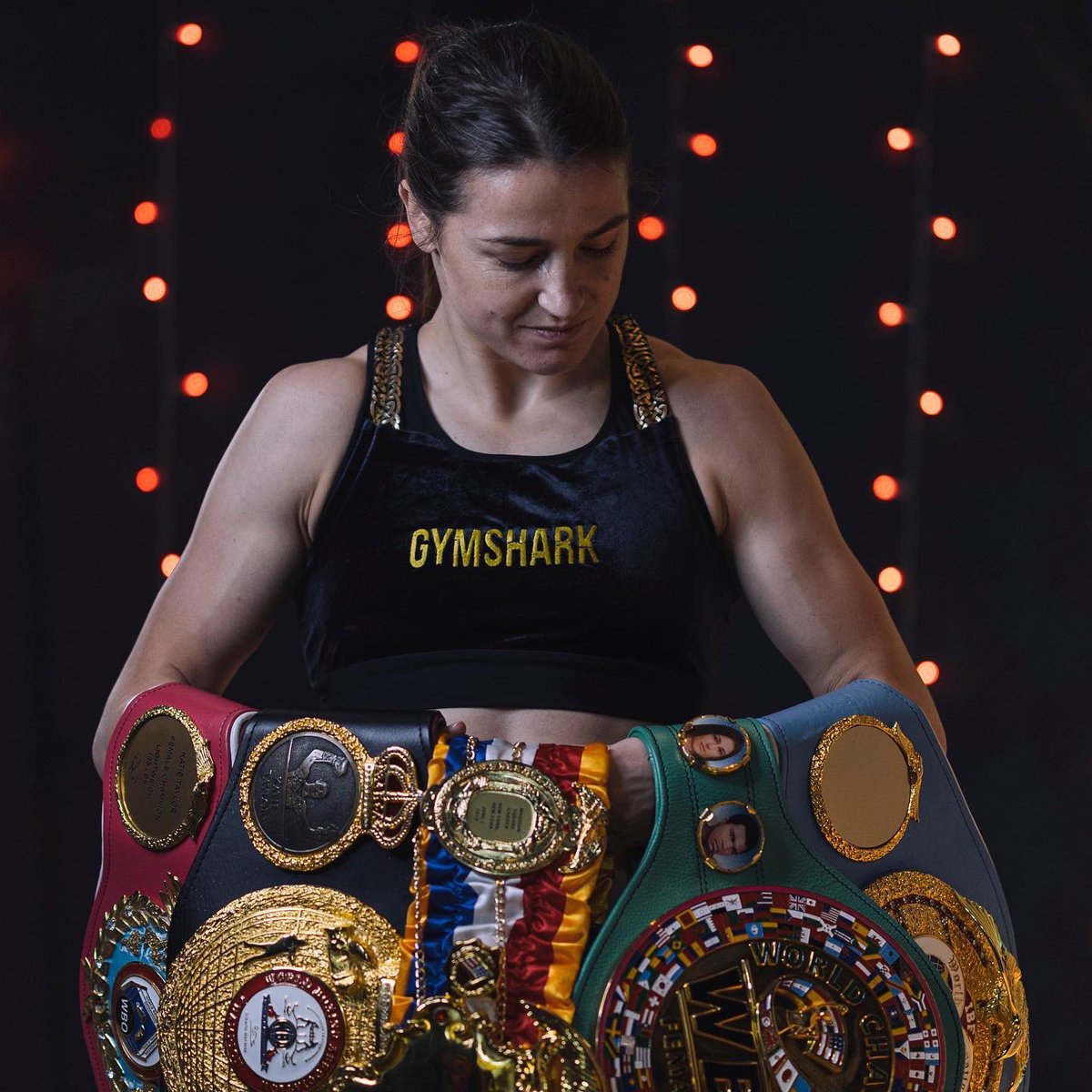 MattCFC7's tweet photo. Conor Mcgregor winning the biggest fight in MMA history
Katie Taylor winning the biggest female fight in boxing history 

Irish &amp; Fighting legends🇮🇪🇮🇪🇮🇪 https://t.co/8s9wHi5WKa
