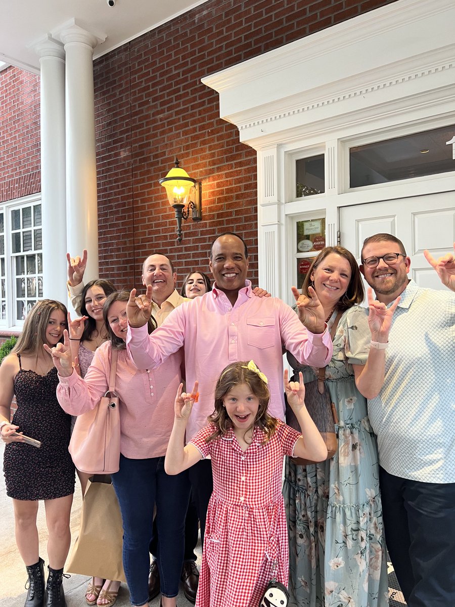 Robbie Upton tweet media