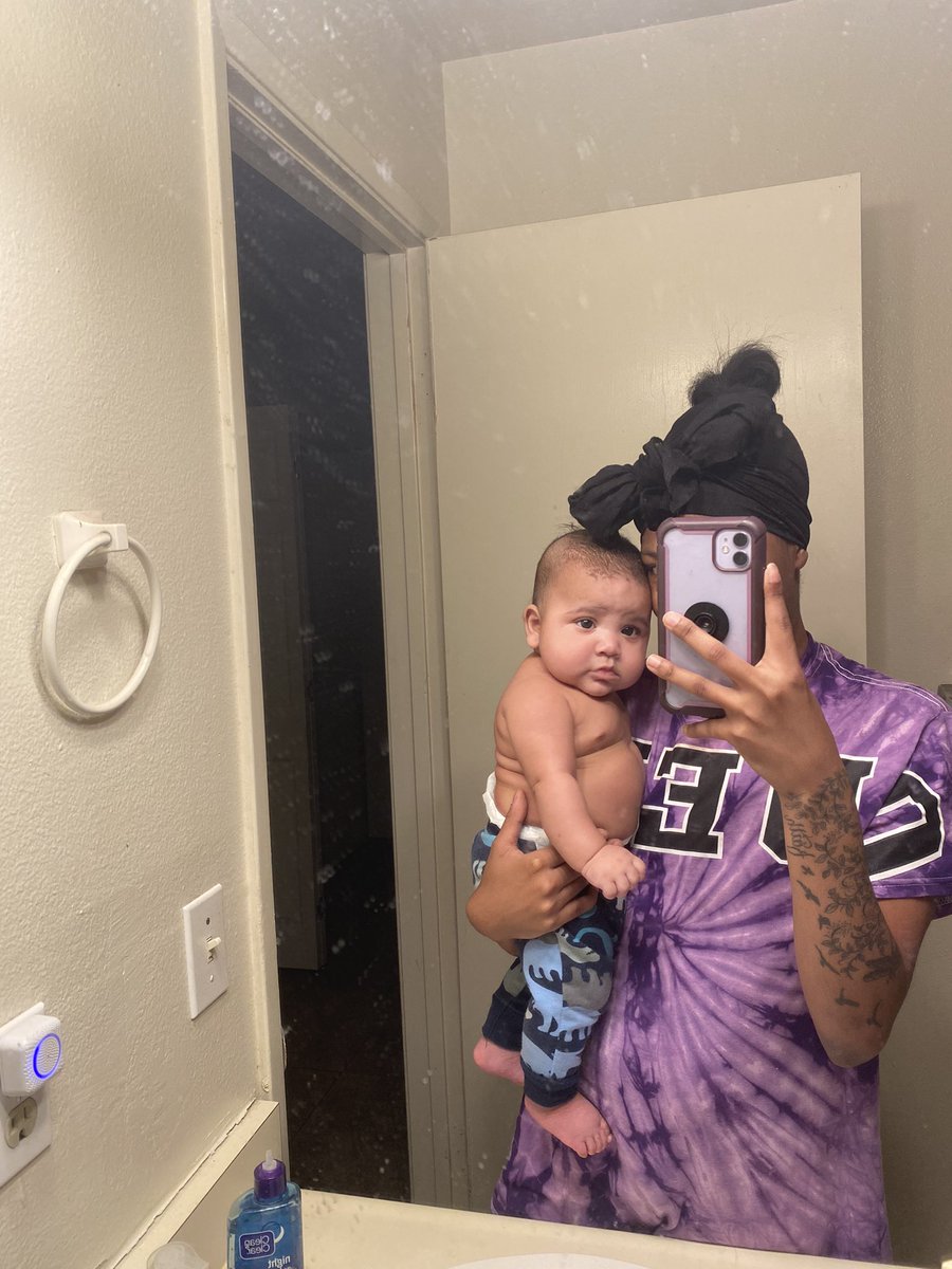 jojiggaa's tweet photo. why is he so huge 😩 #3mos https://t.co/8zOAMdaOqt