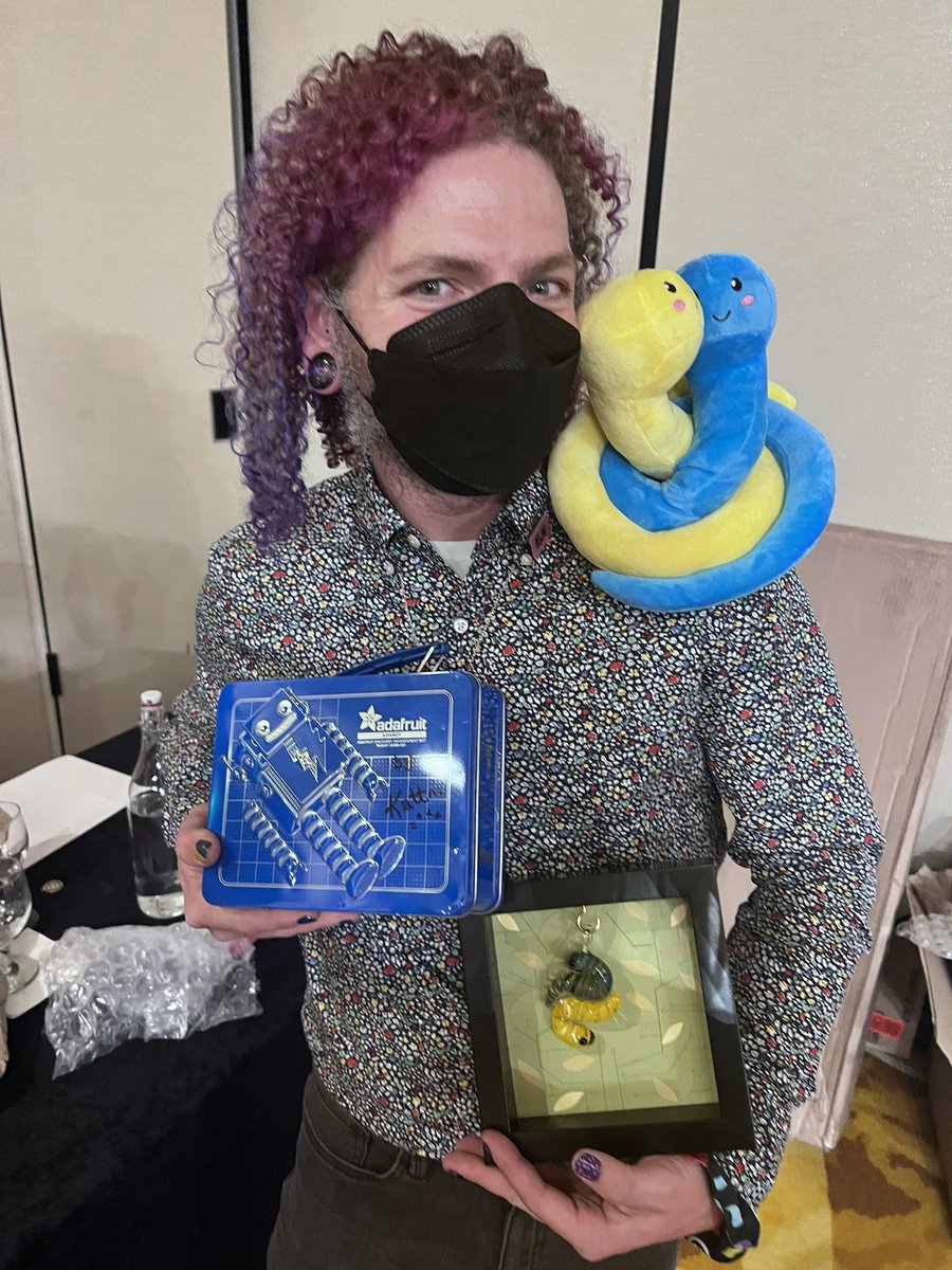pyladies's tweet photo. @EWDurbin maybe is the biggest winner of tonight … gracias our friend! #PyLadiesAuction #PyConUS2022 https://t.co/ICLo2clooV