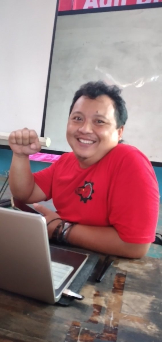 SaifulA63564835's tweet photo. Selain berproses di MA, pajaknya Damiri juga diduga digelapkan oleh Kobelco.

#Kobelco_Ingat_MALARI_1974 

May Day 2022 https://t.co/KlQxpU5Tii