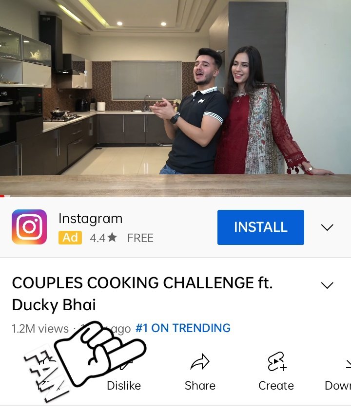 MiralKh89739632's tweet photo. 1st day  #1_On_trending 🔥
2nd day #3_On_trending😎
Beautiful couple 💌#shahveerJafry
#AyeshaShahveer
Keep moving forward @shahveerjaay ✨ https://t.co/0vFpI79IbW