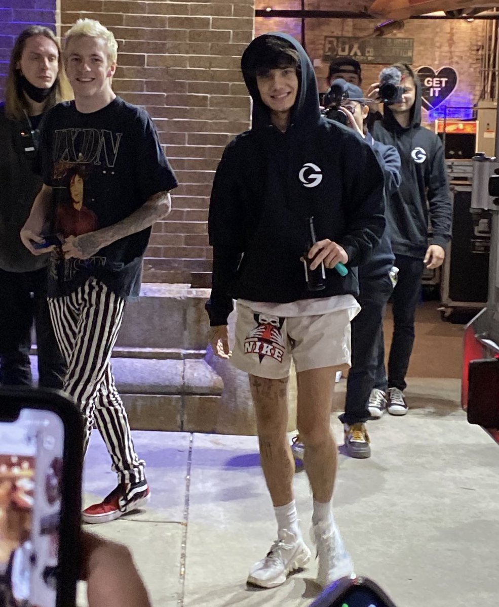 SADOCT0BER's tweet image. so baby🤏🏻