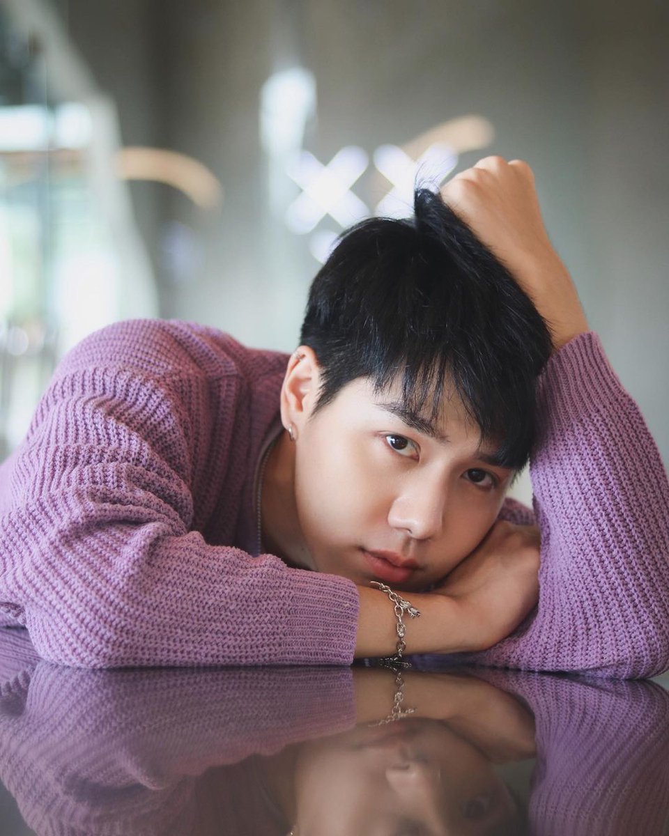 fshnBL's tweet photo. [IG Post 04.30.2022]

Purple!  

Petch (@Petchpigz) 

#Petchpigz #pigletsofpetchpigz #Oxygentheseries #oxygenตอนจบ  #NutPetch #SoloGui https://t.co/3nUTUuv8qd