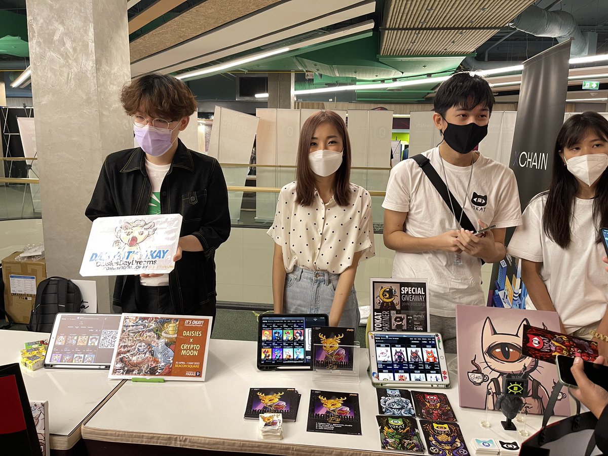 DoubutzuStyle's tweet photo. ตอนนี้มีแจก Giveaway สำหรับคนที่มางาน Crypto Moon Party มารับกันได้นะครับใกล้จะหมดแล้ว ❤️
#NFTTHAILAND #CryptoMoonParty #PARASnft @ParasHQ https://t.co/D6ws3rd7OT