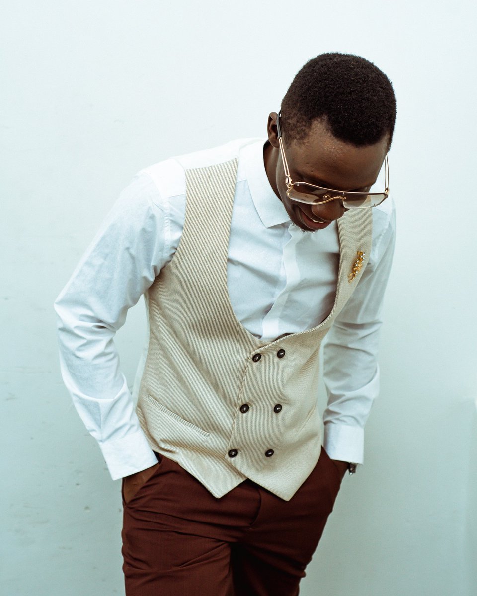 DouglasLwangaUg's tweet photo. HAPPY BIRTHDAY TO ME! God has been awesome to me and iam blessed to be still breathing 🙏🏻 To many more years and blessings 💜 🥂 https://t.co/YUA0ULxe0A