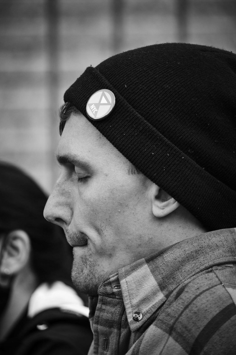 jDevaunPhotog's tweet photo. Climate activists in NYC and around the country held a vigil for Wynn Bruce, who committed an act of self-immolation in front of the U.S. Supreme Court on April 22, 2022 (Earth Day) to protest the government’s failure to act more proactively and aggressively on ecological issues. https://t.co/0iBKZyj3v1
