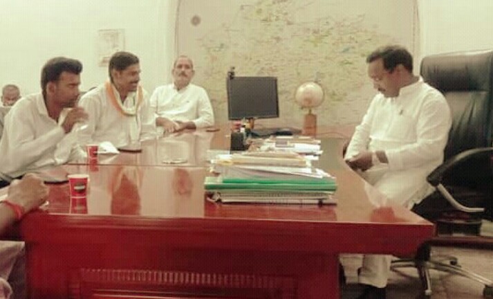 Tarunendar1's tweet photo. आदरणीय मध्य प्रदेश शासन के पूर्व मंत्री कमलेश्वर सिंह पटेल भैया को जन्मदिन की हार्दिक बधाई और शुभकामनाएं ईश्वर से हम कामना करते हैं कि आप स्वस्थ रहें और दीर्घायु हो https://t.co/BfQrW4AB89