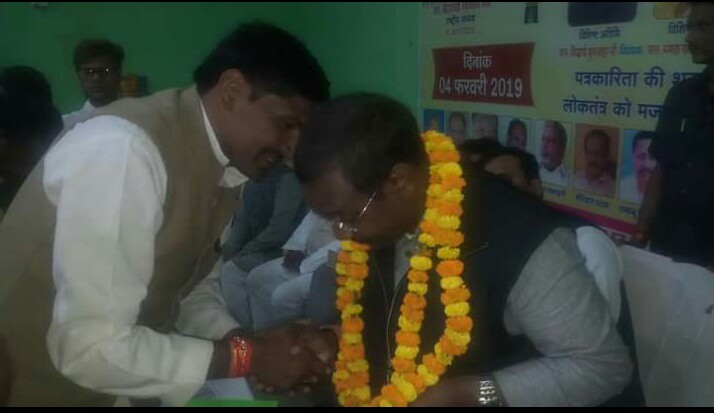Tarunendar1's tweet photo. आदरणीय मध्य प्रदेश शासन के पूर्व मंत्री कमलेश्वर सिंह पटेल भैया को जन्मदिन की हार्दिक बधाई और शुभकामनाएं ईश्वर से हम कामना करते हैं कि आप स्वस्थ रहें और दीर्घायु हो https://t.co/BfQrW4AB89