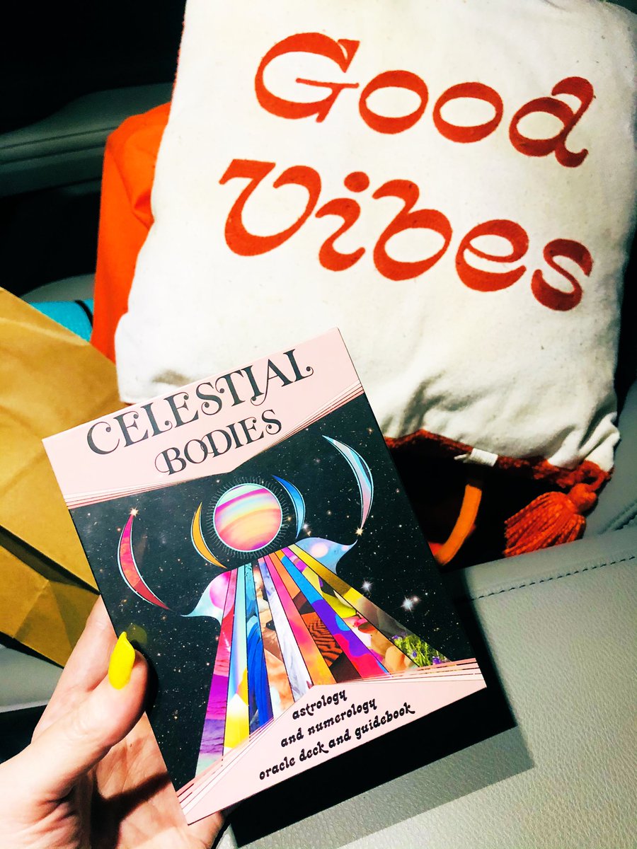 abiwright27's tweet photo. #SoundBath experience on the #BlackMoon #SolarEclipse ✨🌑✨

#MyLifeSetToMusic #GoodVibes 🎶 https://t.co/gFGDB7a8mH