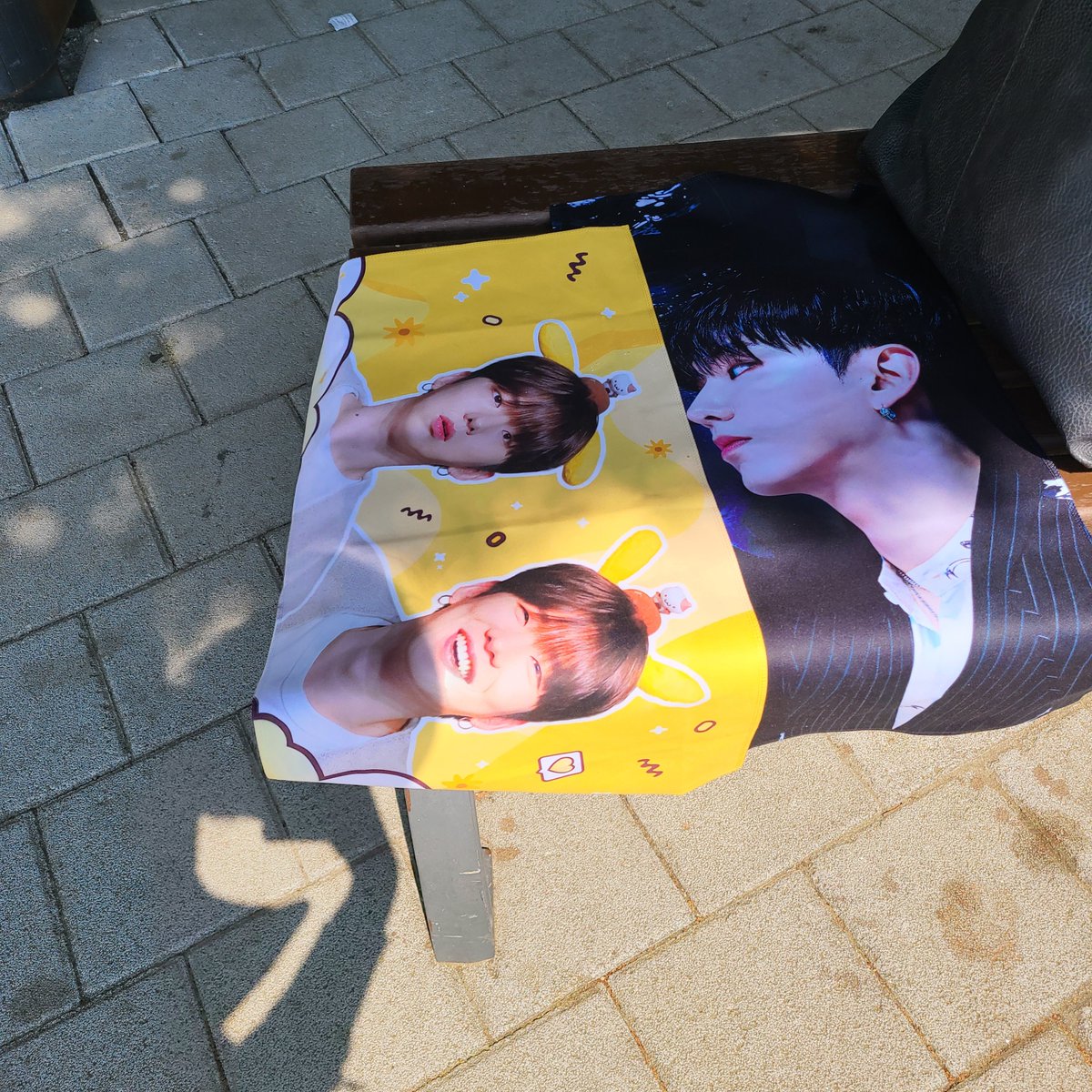 ㅤ
[현장수령] 𝟐𝟎𝟐𝟐 𝐌𝐄𝐋𝐓 𝐀𝐍𝐃 𝐃𝐄𝐄𝐏 𝐂𝐇𝐄𝐄𝐑𝐈𝐍𝐆 𝐊𝐈𝐓

✨ 구름다리 건너서 오른쪽 벤치 (체조경기장 쪽)
‼️ 3시 30분 까지‼️
ㅤ