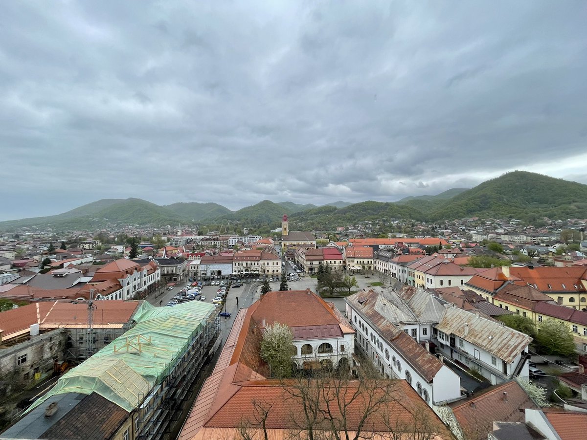 anandsergiu's tweet photo. 🇷🇴 Baia Mare, Maramureș. #urban #landscape #medieval #cloudy #baiamare #maramures #city https://t.co/lBeZodBeuK