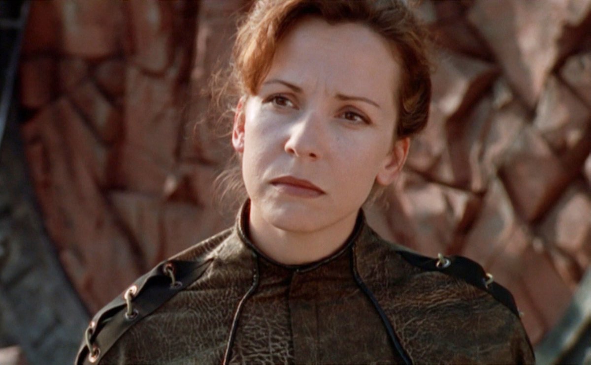 atlantistvru's tweet photo. Happy #Birthday to #actress #DesireeZurowski, #Stargate #SG1 #Parcy the second-in-command of #Bedrosian forces &amp; #Minister #Chaska the #Leader of the #CaledonianFederation ("Ethon")!!!

https://t.co/bk69NWLFDA
https://t.co/lgO2a93mDQ

#StargateSG1 #gueststar #HappyBirthday https://t.co/2aaZHdAmhN