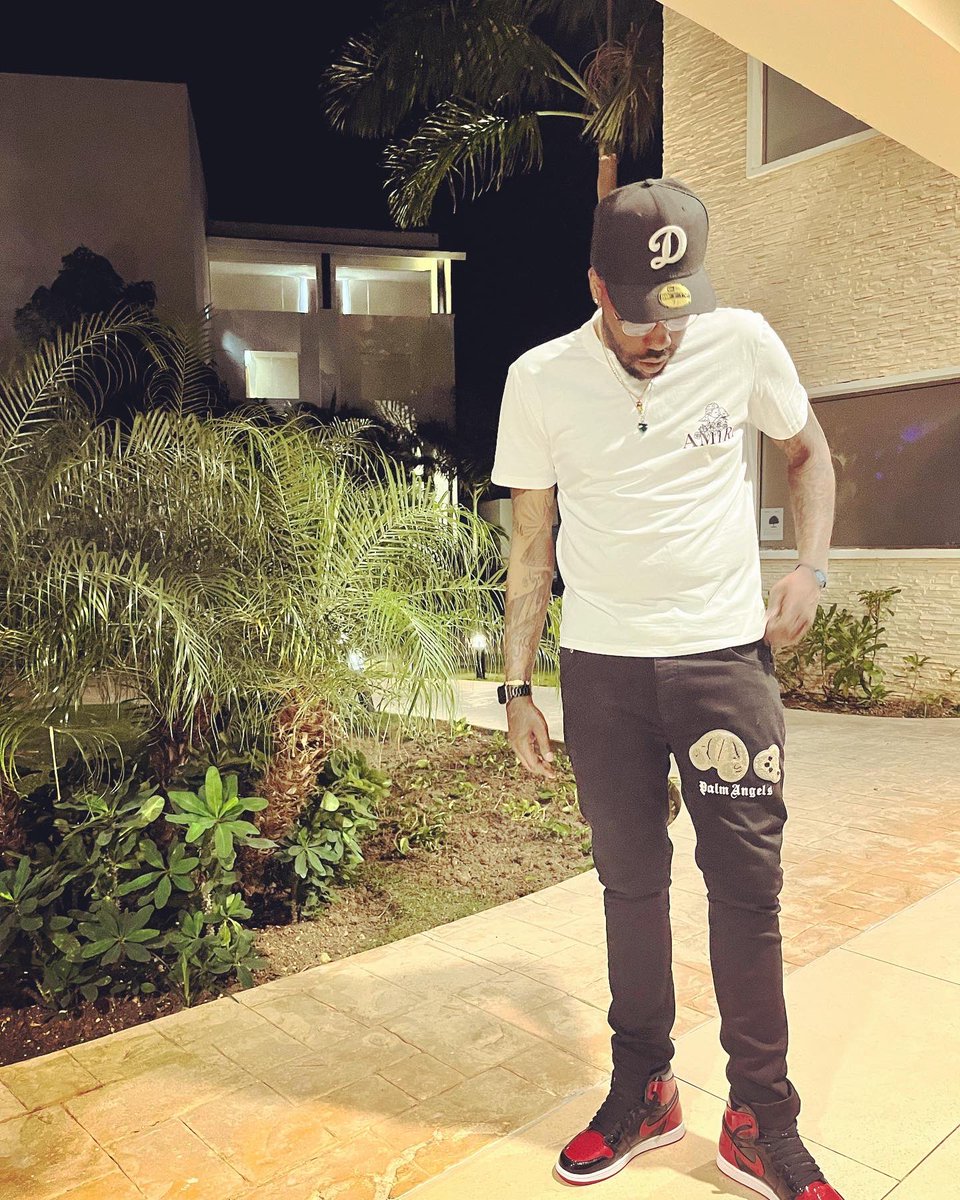 w3ezmontana's tweet image. “I’m Quiet But Sayin My Name Come Wit A Whole Lot Of Pressure 💙” #Lafila #BdayLoading  #CatchTheFuccUp