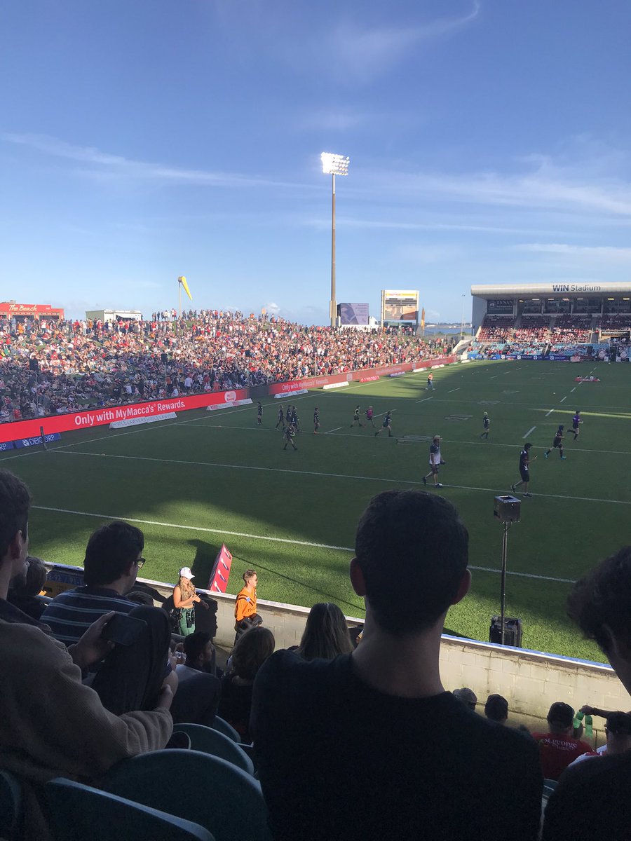 Coffeeanann's tweet photo. Sport Marketing students @UOW receiving a fantastic immersive experience thanks to the St George Illawarra Dragons. https://t.co/r7dMqKvnQV