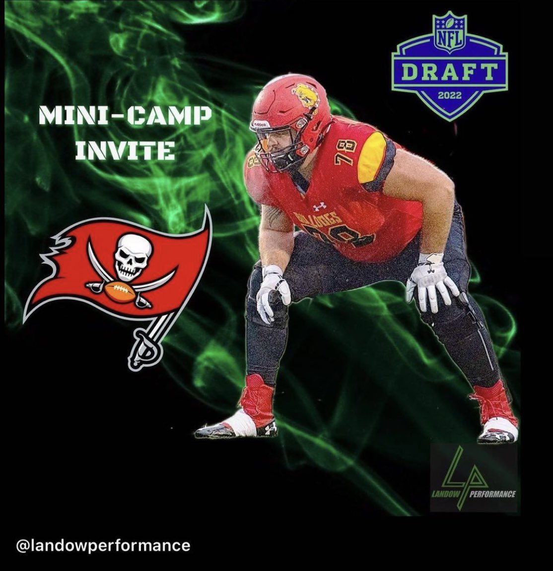 FerrisFootball's tweet photo. CONGRATS! Bulldog offensive tackle &amp; Gene Upshaw D2 Lineman of the Year Dylan Pasquali earns a NFL Mini Camp invite with the Tampa Bay Buccaneers! Third DAWG to sign or get an invite following the draft! #ProDawgs https://t.co/9s0u3jZeae