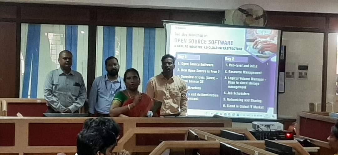KCGSH2's tweet photo. The department of computer science engineering are conducting a 2 day workshop in open source software. We would like to thank Mr. Shivraj - Technical Consultant for his contribution.
#KCGCollege #softwareworkshop #softwaredevelopment @KCGtechnology https://t.co/ChFnbNRUCJ