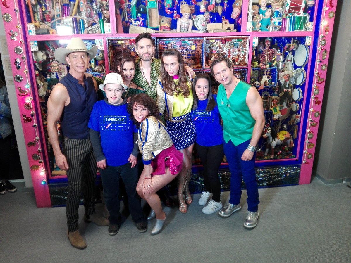 Felicidades a esta banda tan linda que me enseña todos los días que la vida SIEMPRE es mejor cantando, Gracias por tanto y todo! <a href="/SashaSokol/">Sasha Sokol</a> <a href="/alixbauer/">Alix Bauer</a> <a href="/bennyibarra/">Benny Ibarra De Llano</a> <a href="/erikrubin/">ERIK RUBIN</a> <a href="/marianagarza70/">Mariana Garza</a> <a href="/DiegoSchoening/">Diego Schoening</a> 💙💛 #Timbiriche40 #Juntos