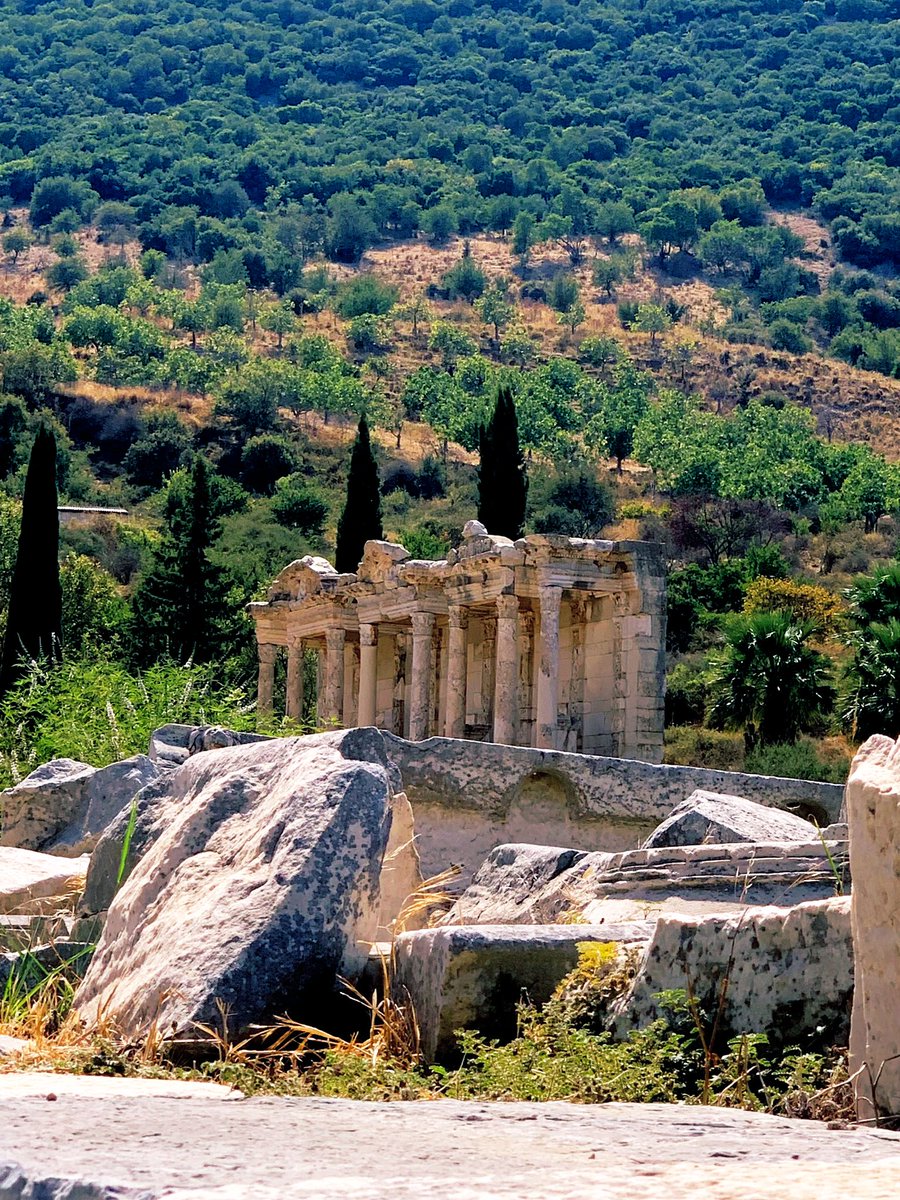 greek_we's tweet photo. More Ephesus…with every visit it never ceases to amaze. https://t.co/fmrcVf3iHk